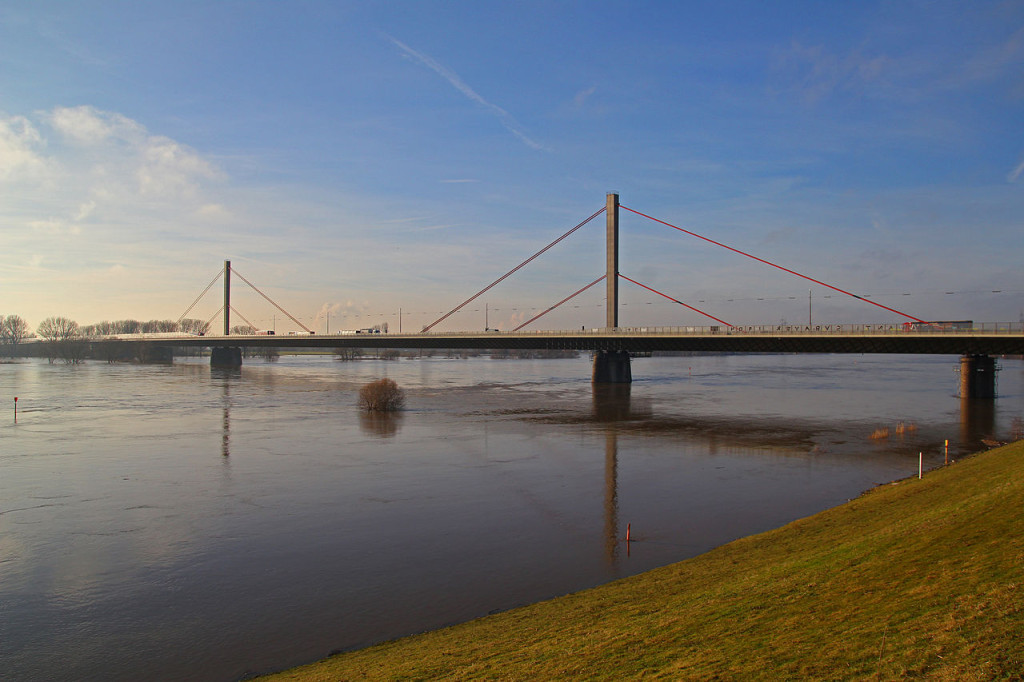 Leverkusener Brücke (CC-BY A.Savin)
